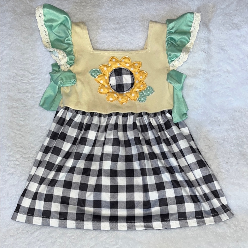 Sunflower Checkered Dress with Ruffle Sleeves